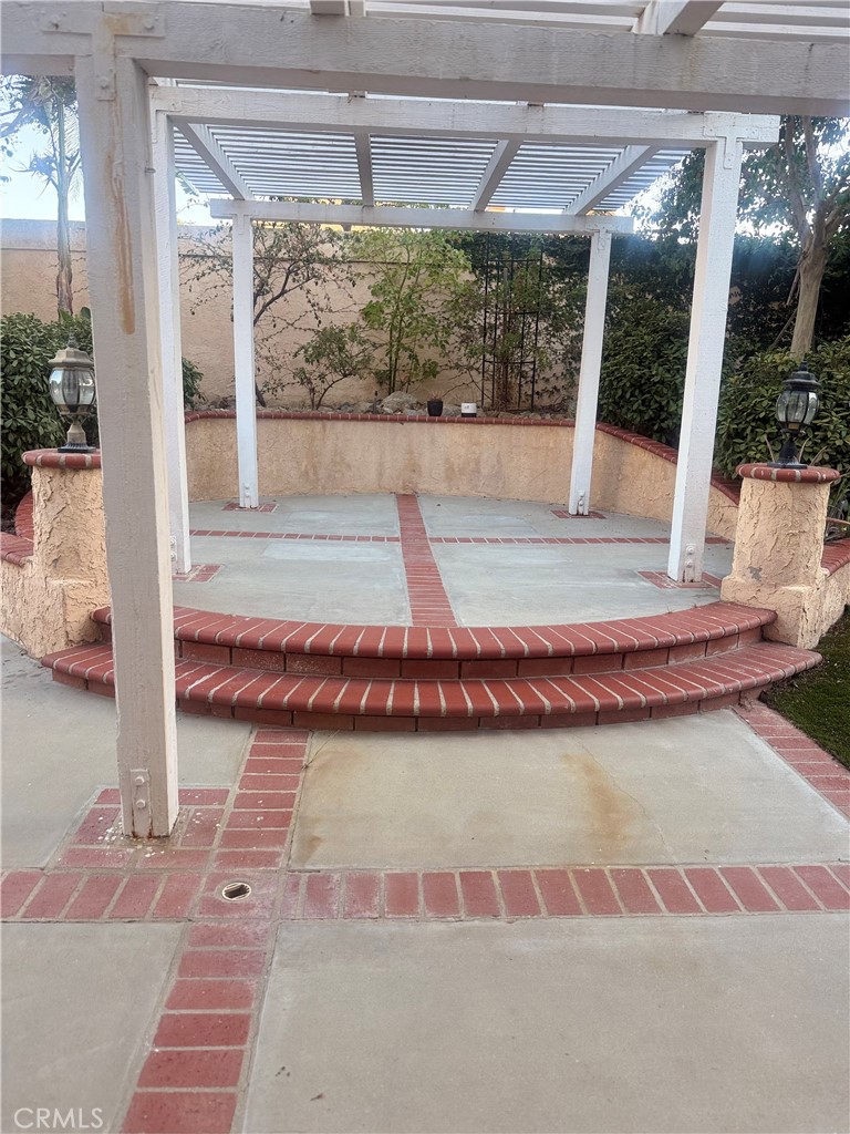58 Valley Crest