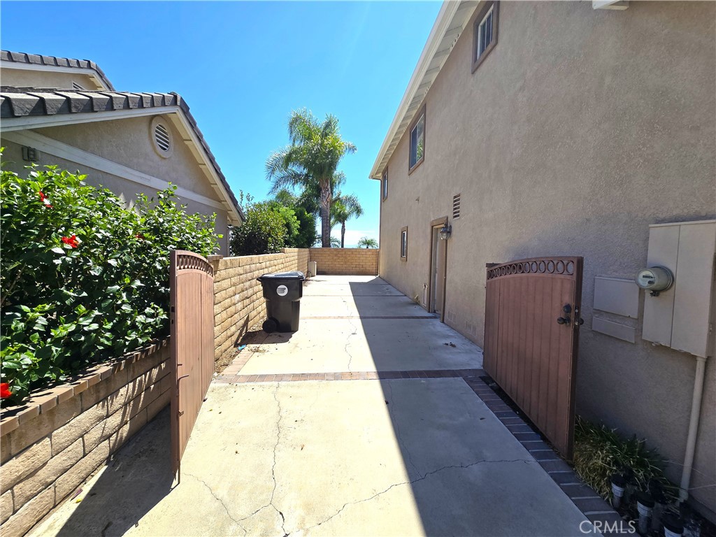 10163 Thorpe Court