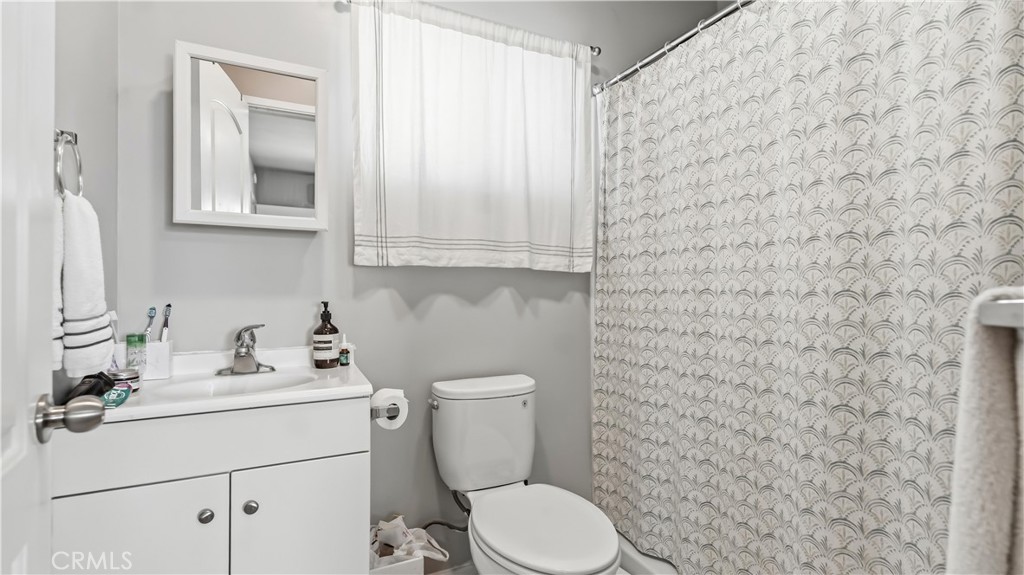 28 W Ramona Road
