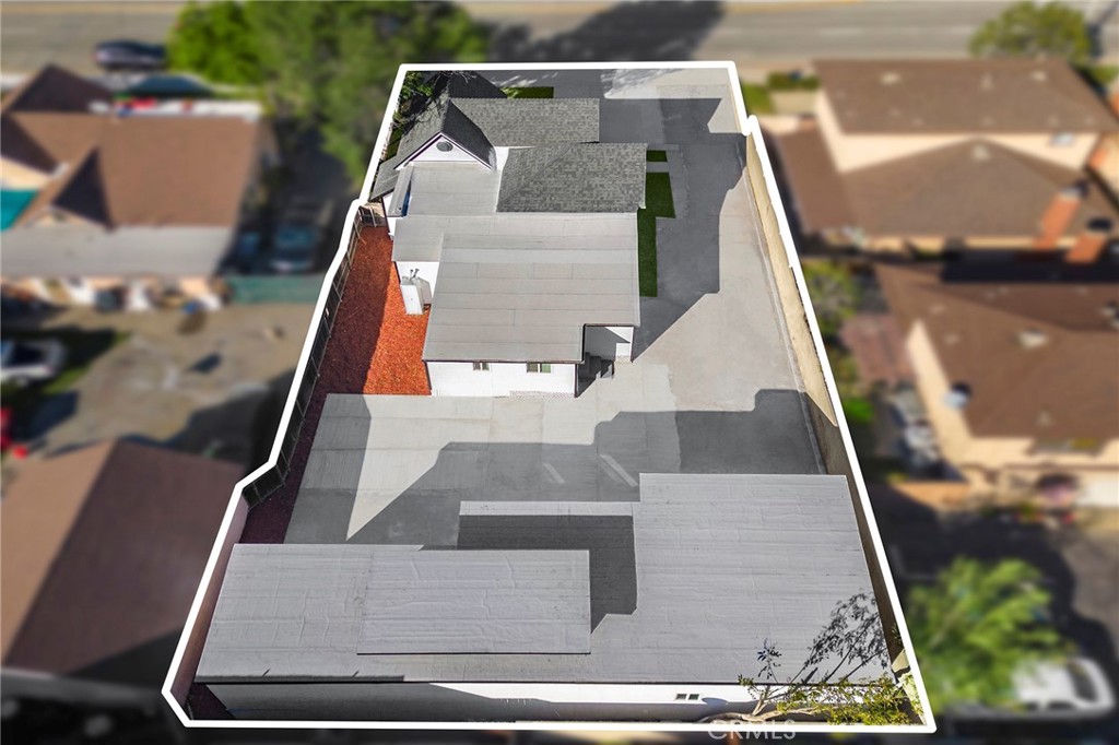 2060 E Cienega