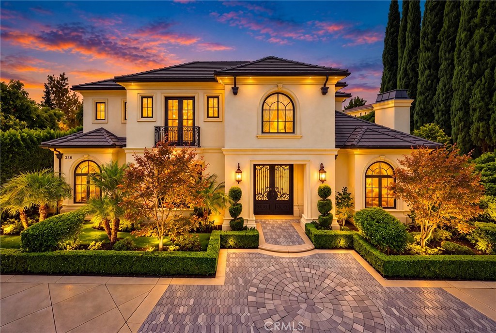 230 W Camino Real Ave