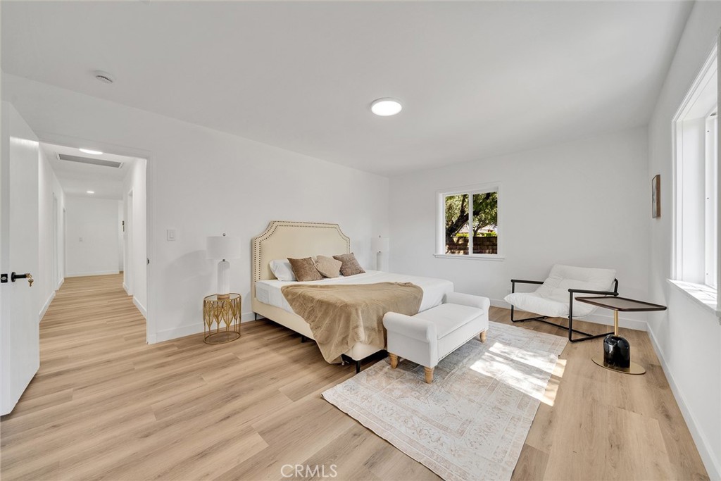 202 W Norman Avenue