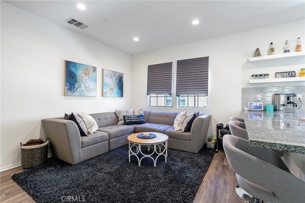 842 Iris Way B