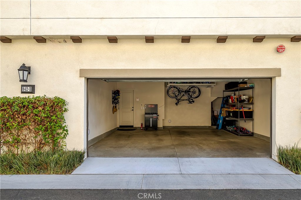 842 Iris Way B