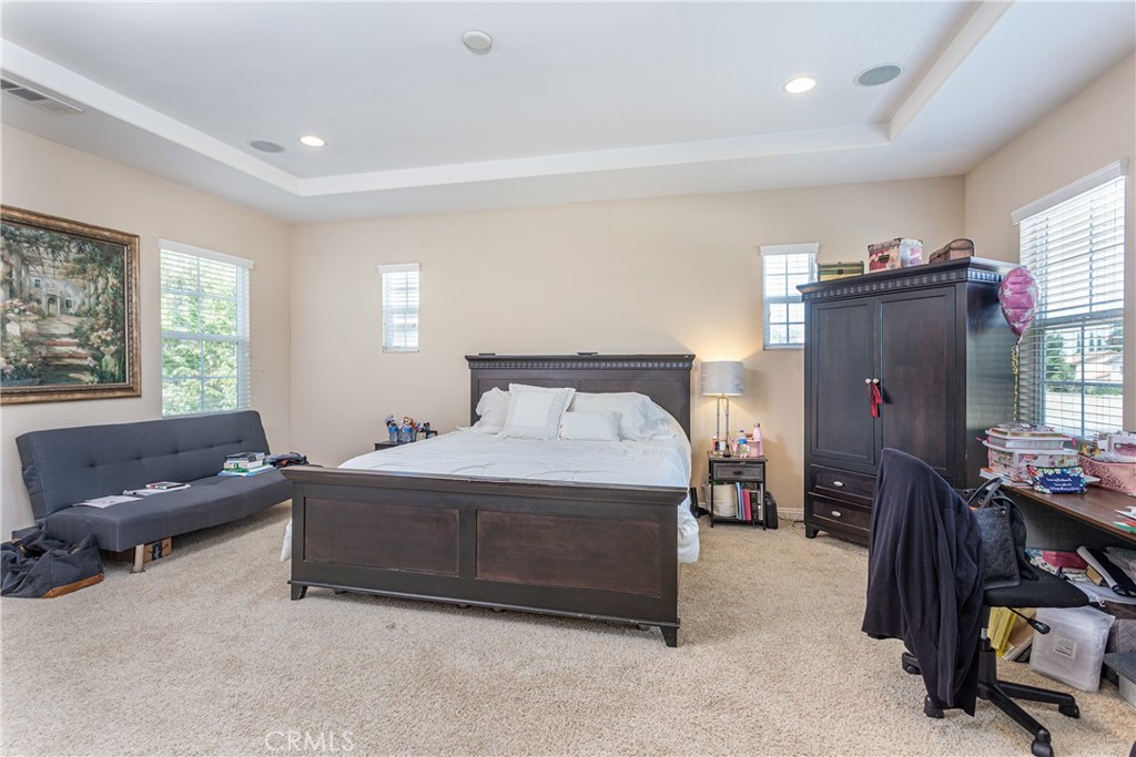 300 W Saint Andrews Street