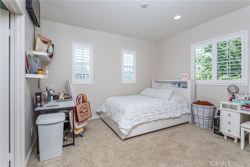 300 W Saint Andrews Street