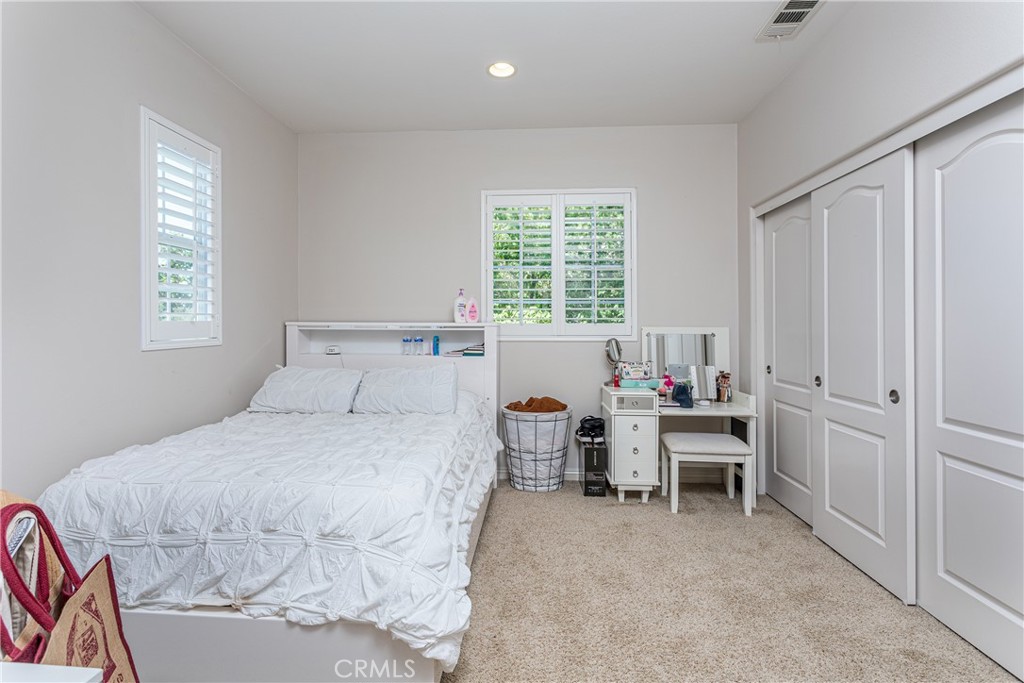 300 W Saint Andrews Street