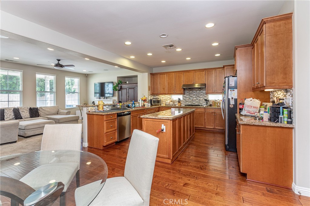 300 W Saint Andrews Street