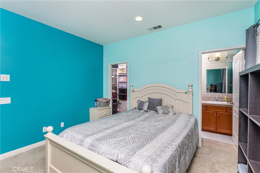 300 W Saint Andrews Street