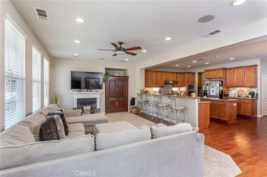 300 W Saint Andrews Street