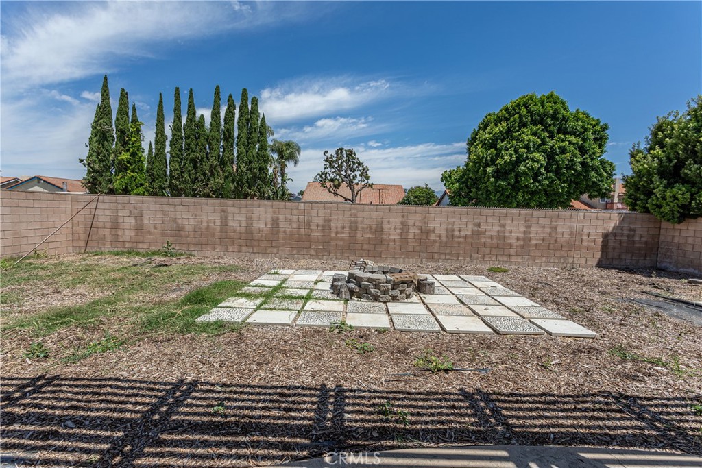 300 W Saint Andrews Street