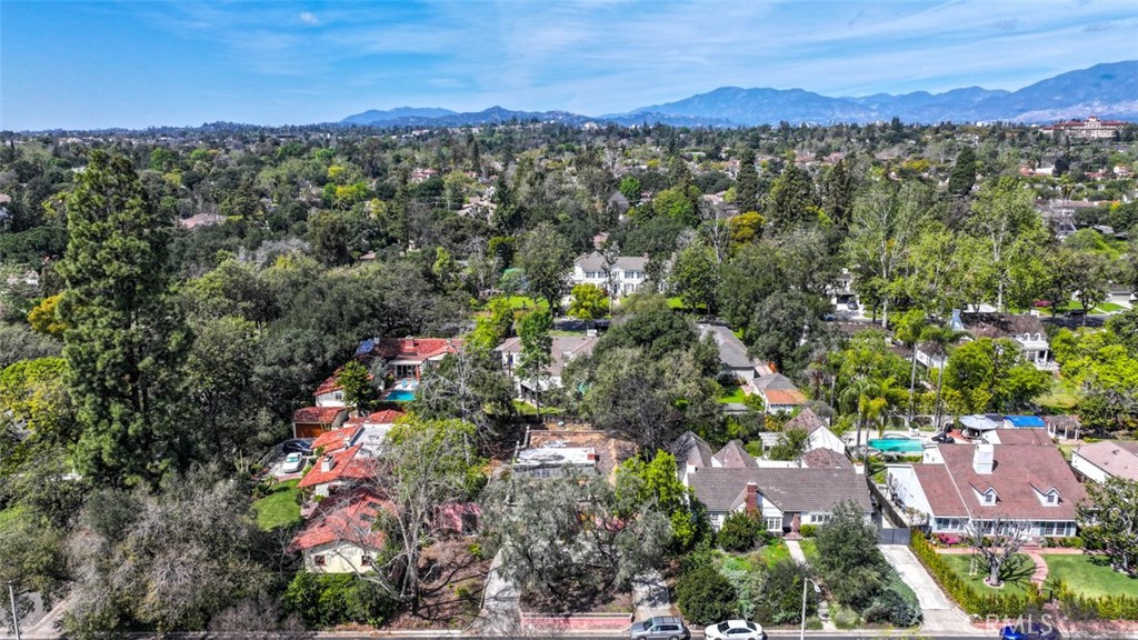 543 Huntington Drive