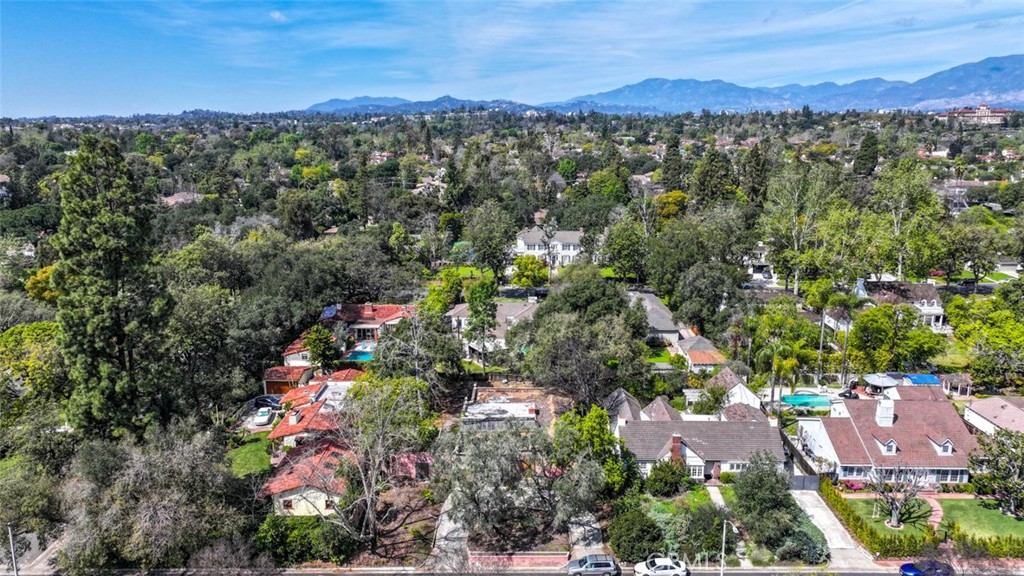 543 Huntington Drive