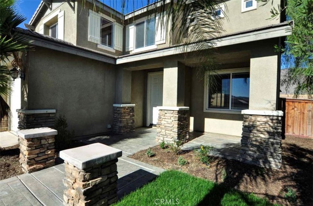 1665 Hayloft Place