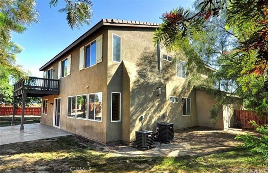 1665 Hayloft Place