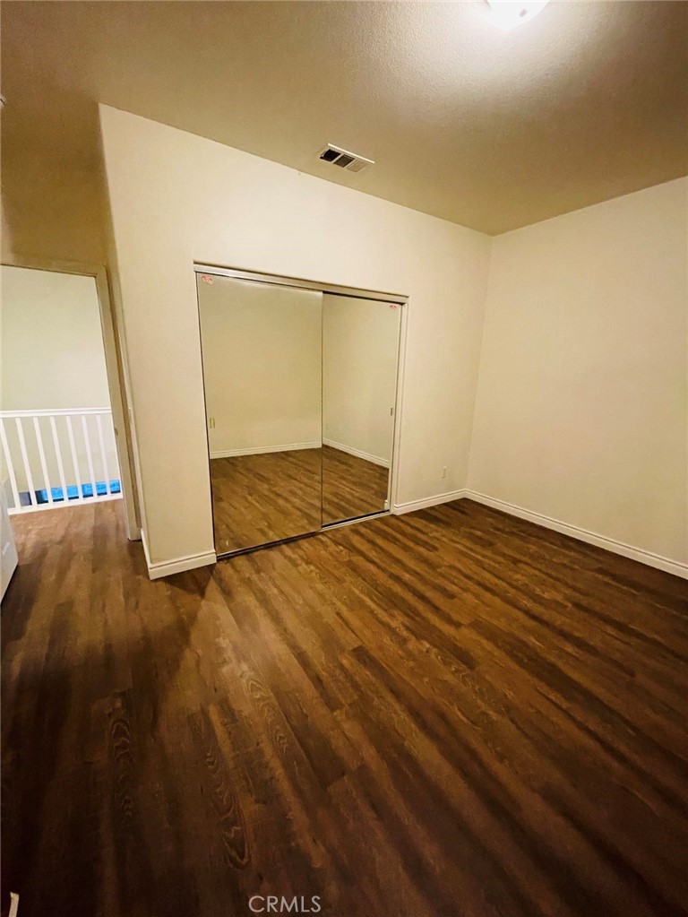 1665 Hayloft Place