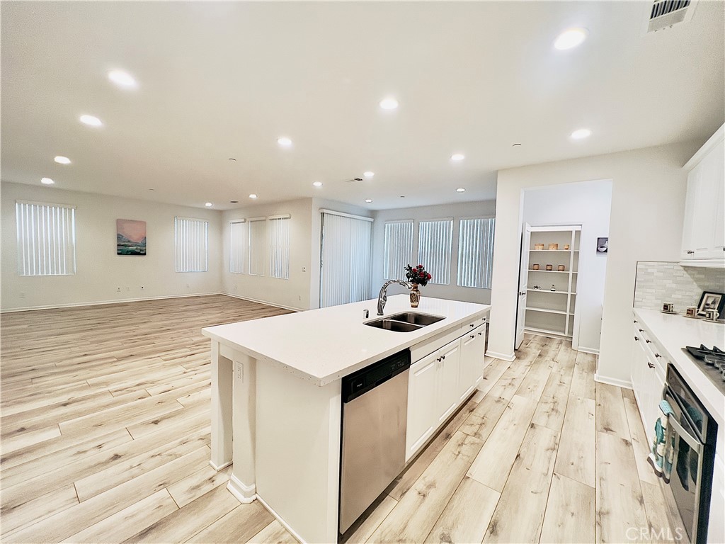 3295 E Lavender Drive