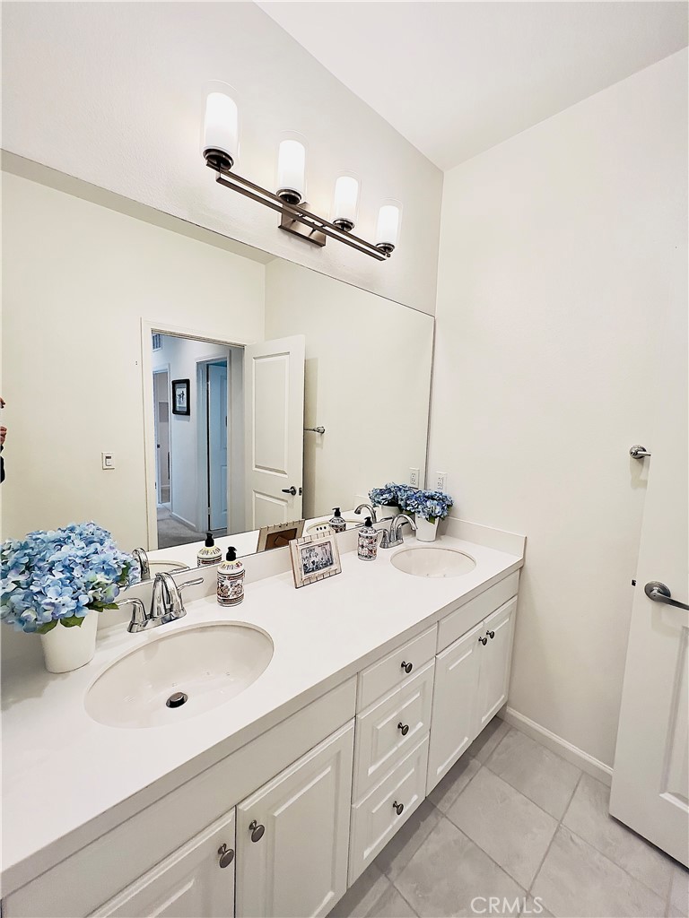 3295 E Lavender Drive