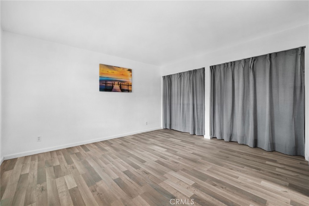 1735 E Washington Street G12