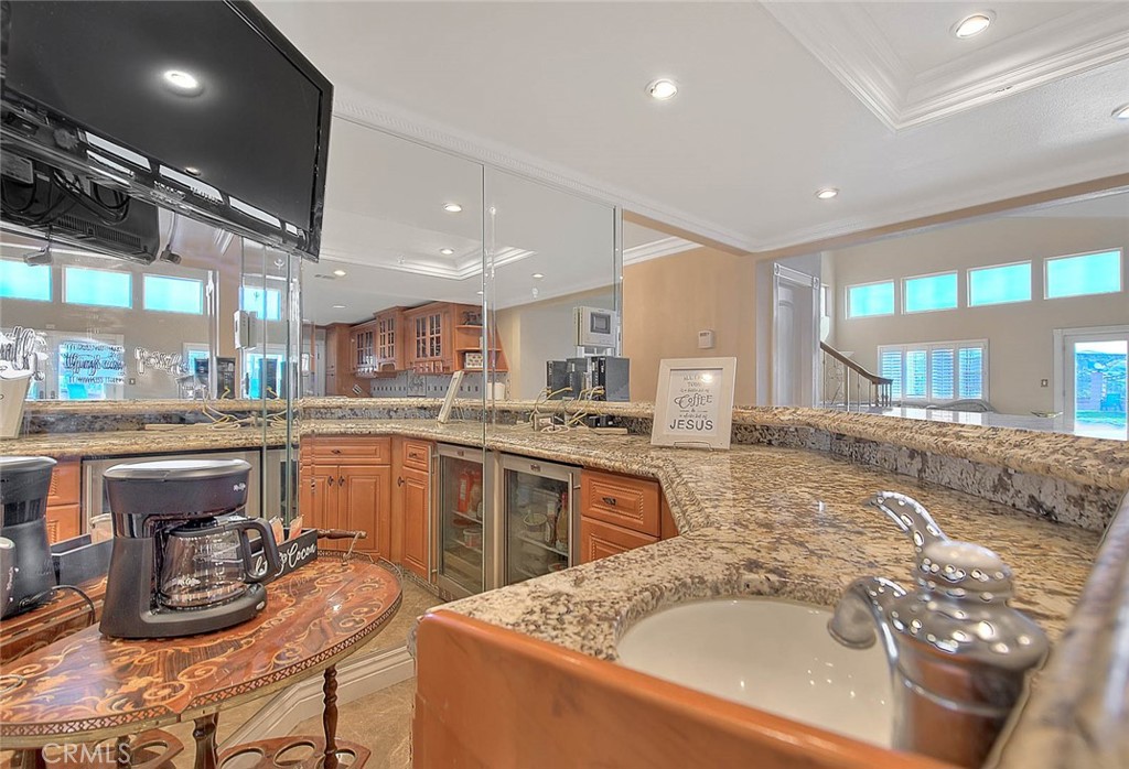 965 Looking Glass Drive