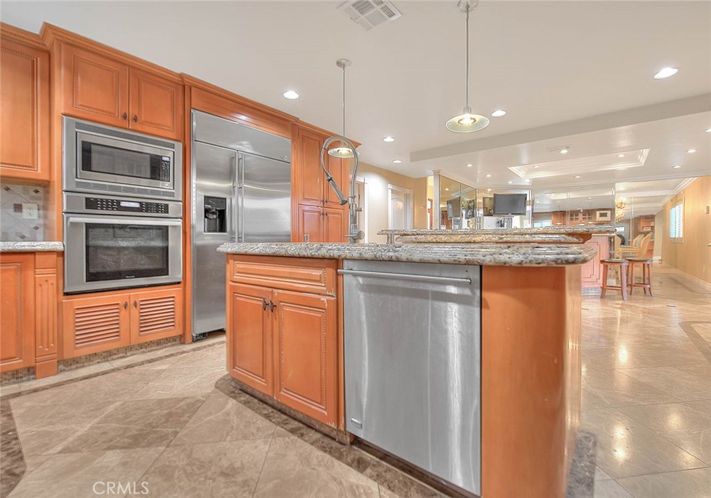 965 Looking Glass Drive