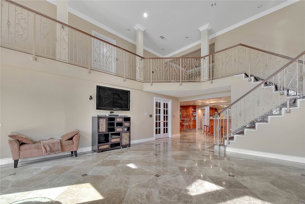 965 Looking Glass Drive