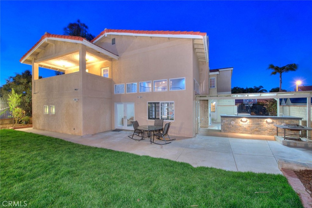 965 Looking Glass Drive