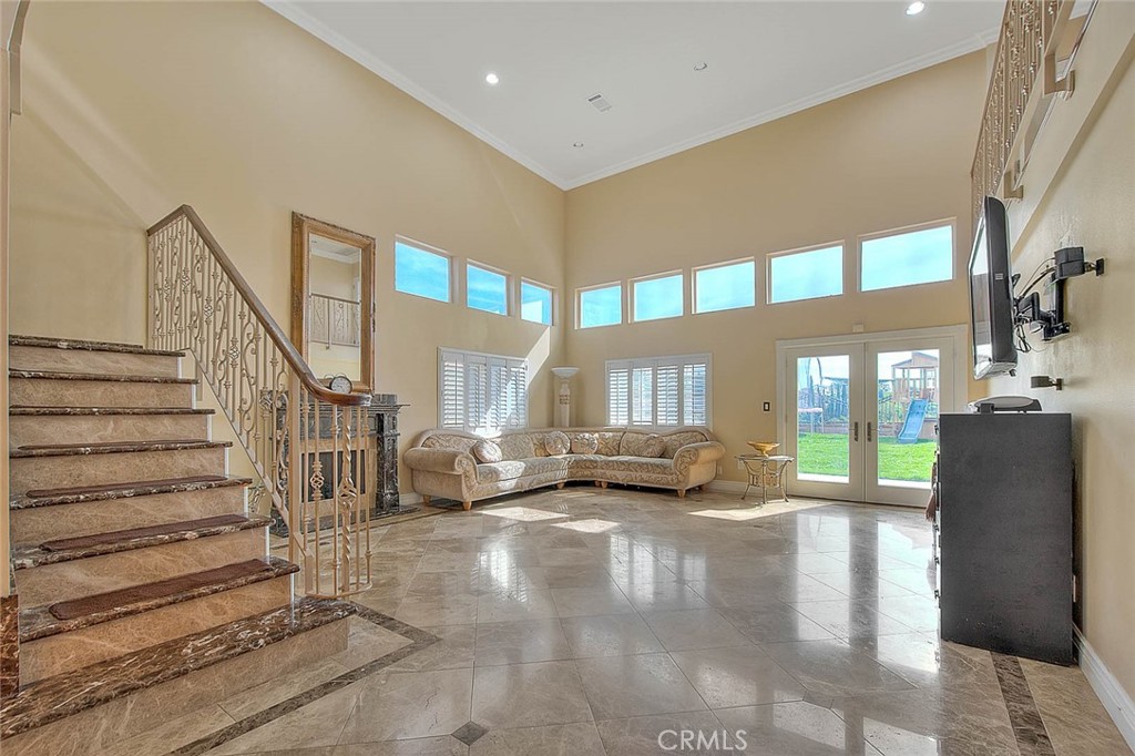 965 Looking Glass Drive