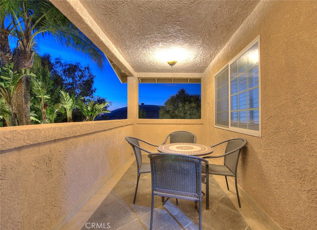 965 Looking Glass Drive