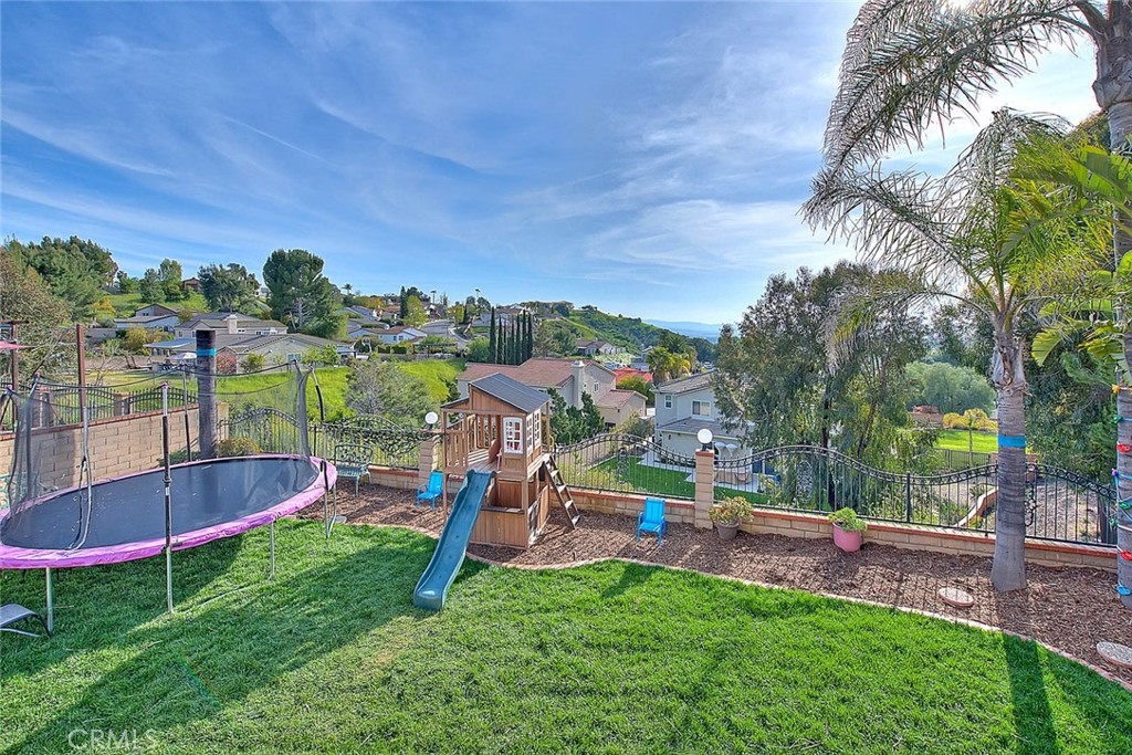 965 Looking Glass Drive