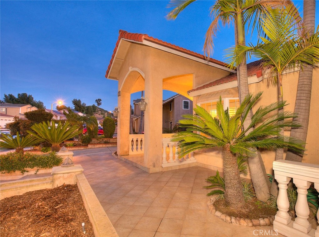 965 Looking Glass Drive
