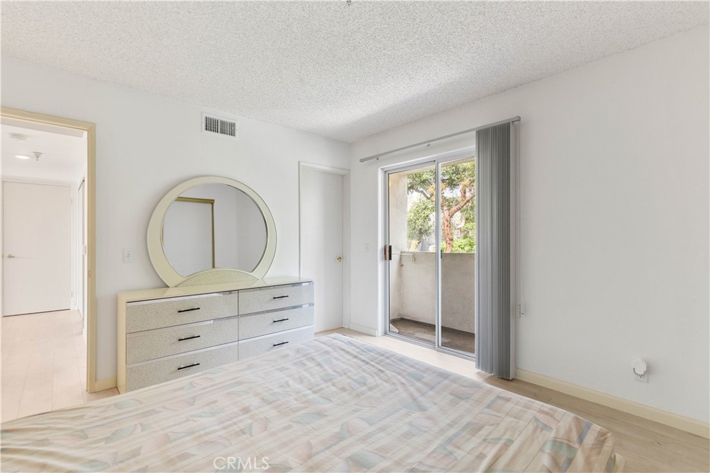 116 Marmion Way 14