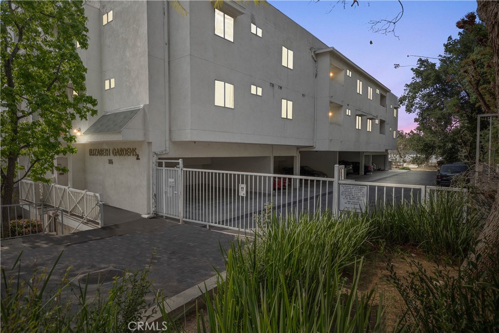 116 Marmion Way 14