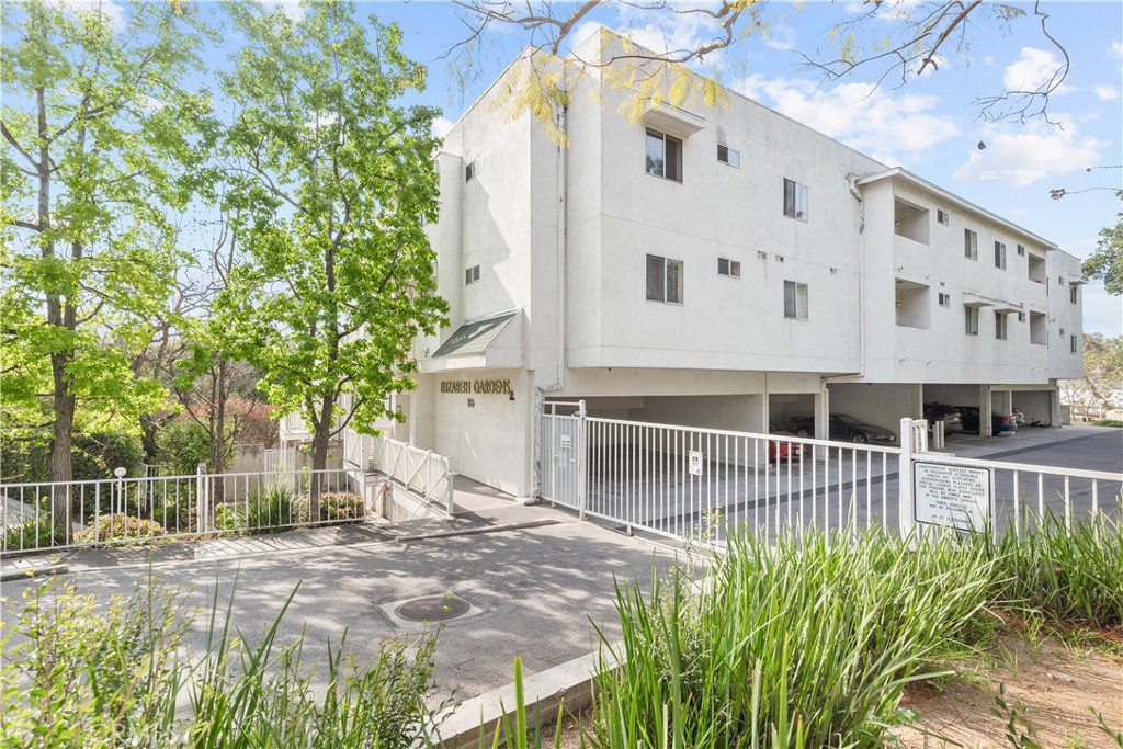 116 Marmion Way 14