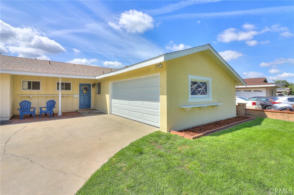 21130 E Tudor Street