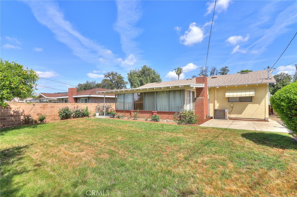21130 E Tudor Street