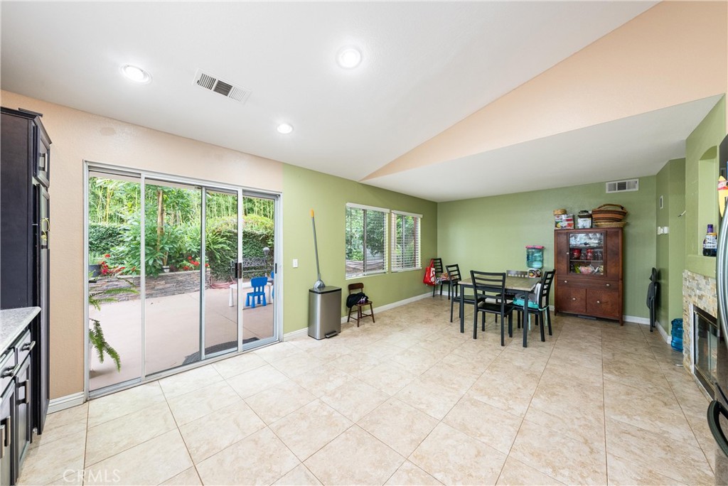 1747 Lockwood Lane