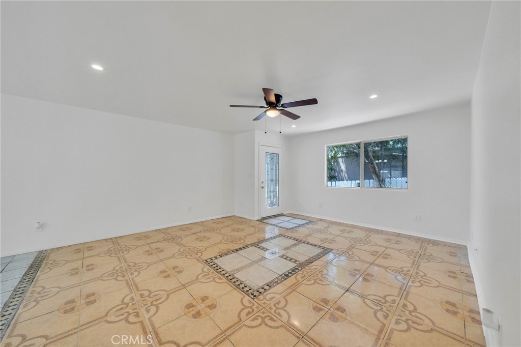 3171 Fairmount Street