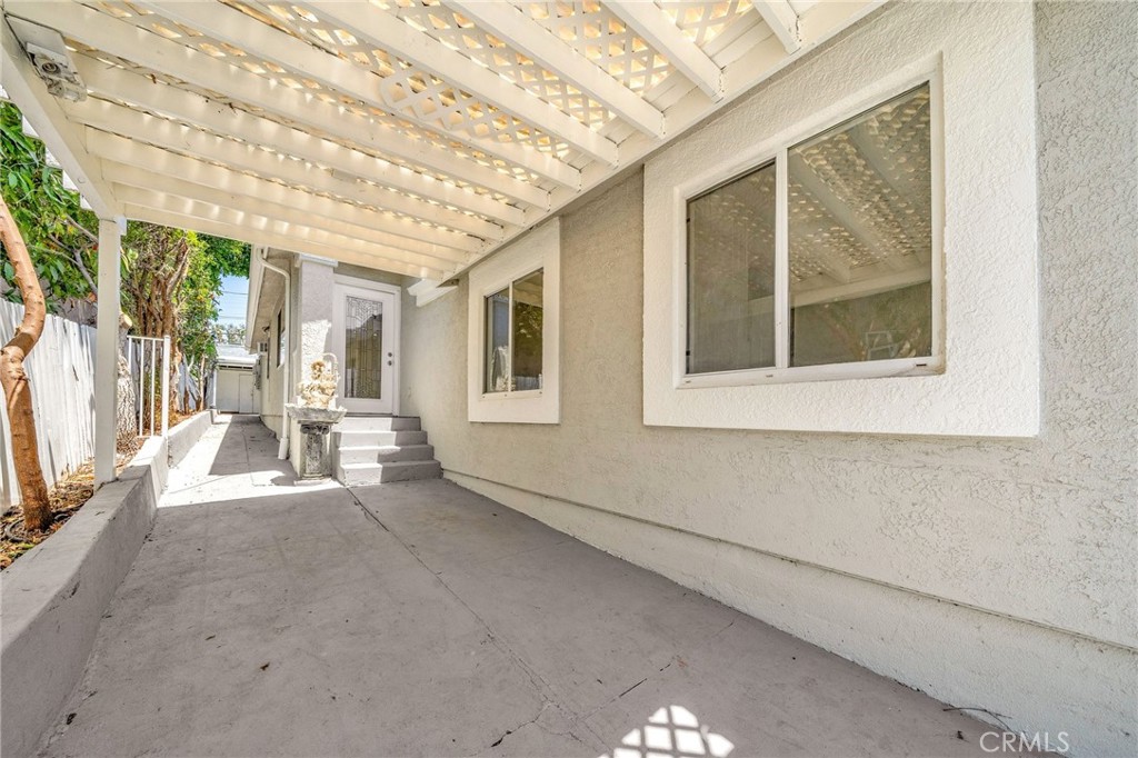 3171 Fairmount Street