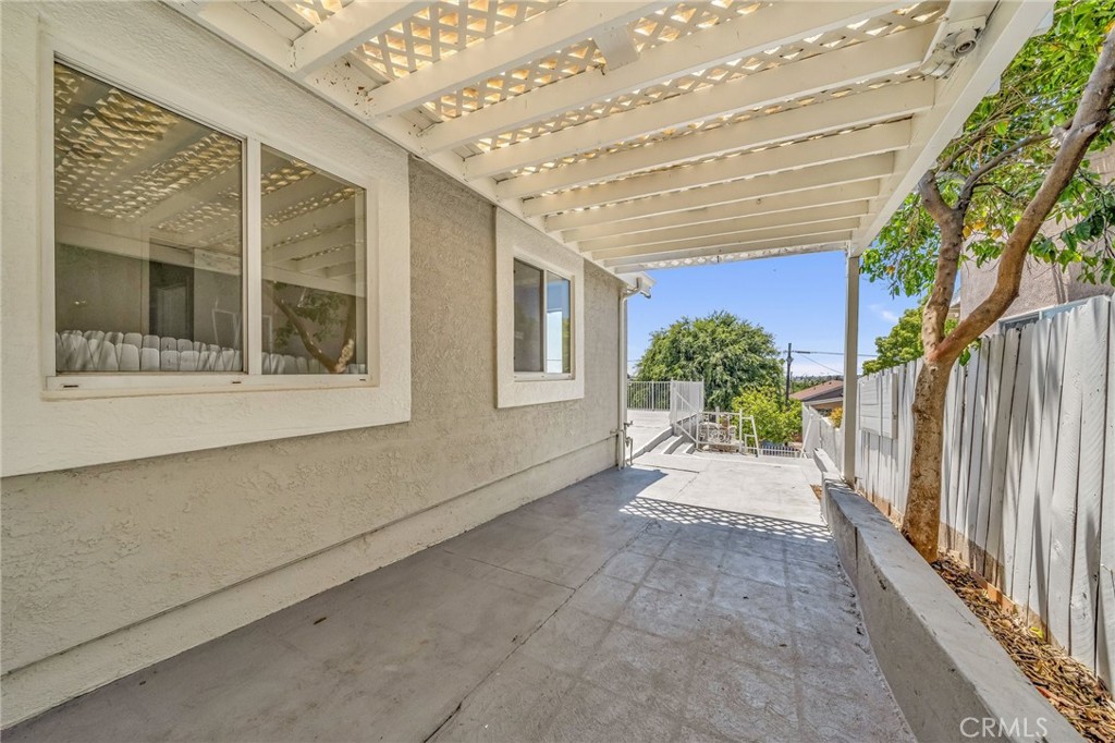 3171 Fairmount Street