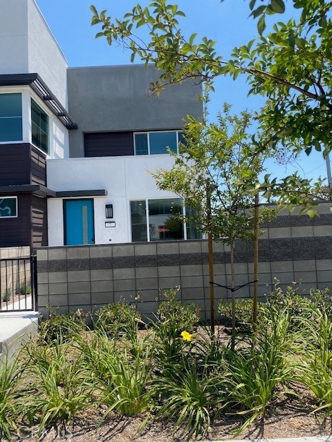 3721 S. Allston Paseo #5