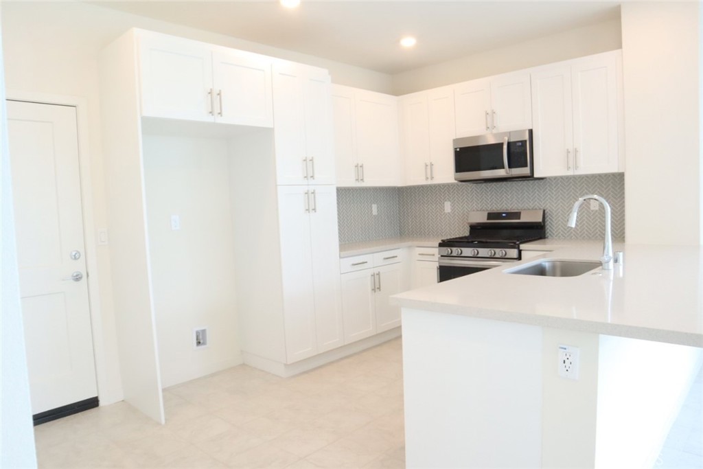 3721 S. Allston Paseo #5