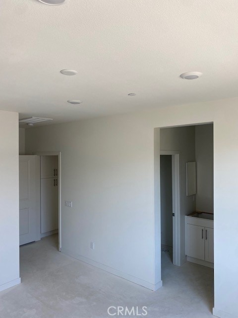 355 E. Pollock Street Unit 5