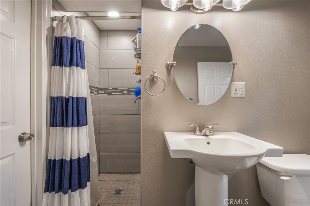 1628 Fieldgate Avenue