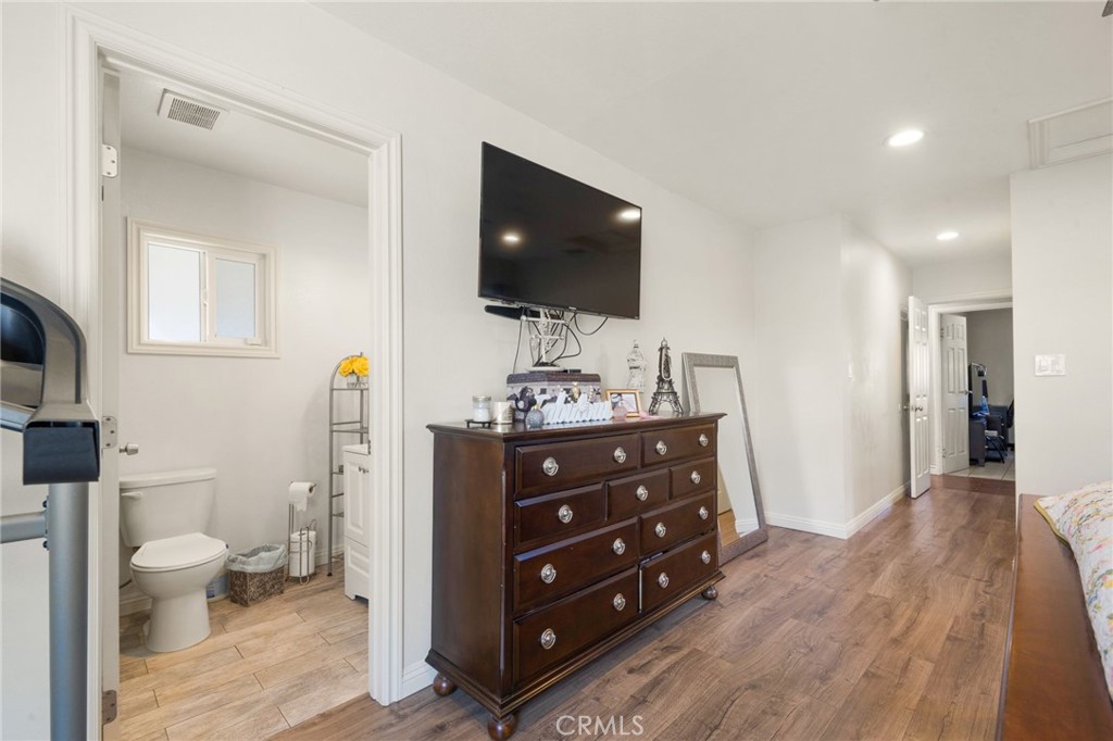 1628 Fieldgate Avenue