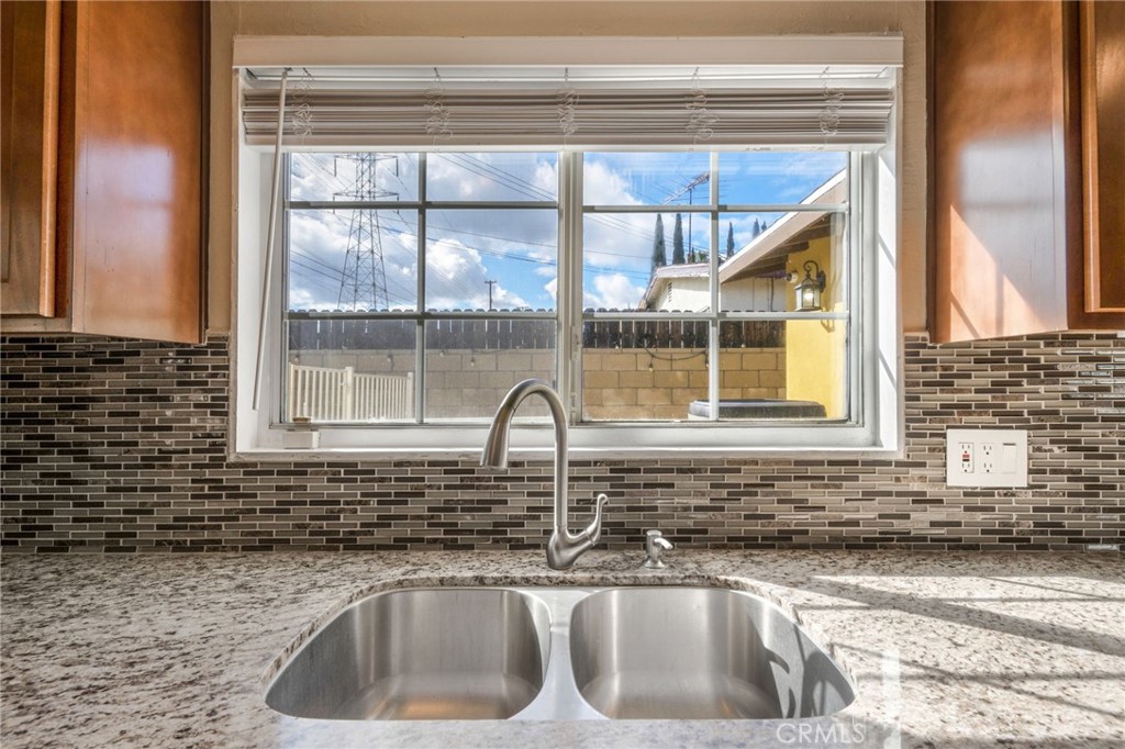 1628 Fieldgate Avenue