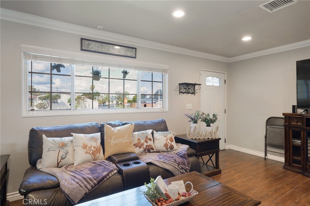 1628 Fieldgate Avenue