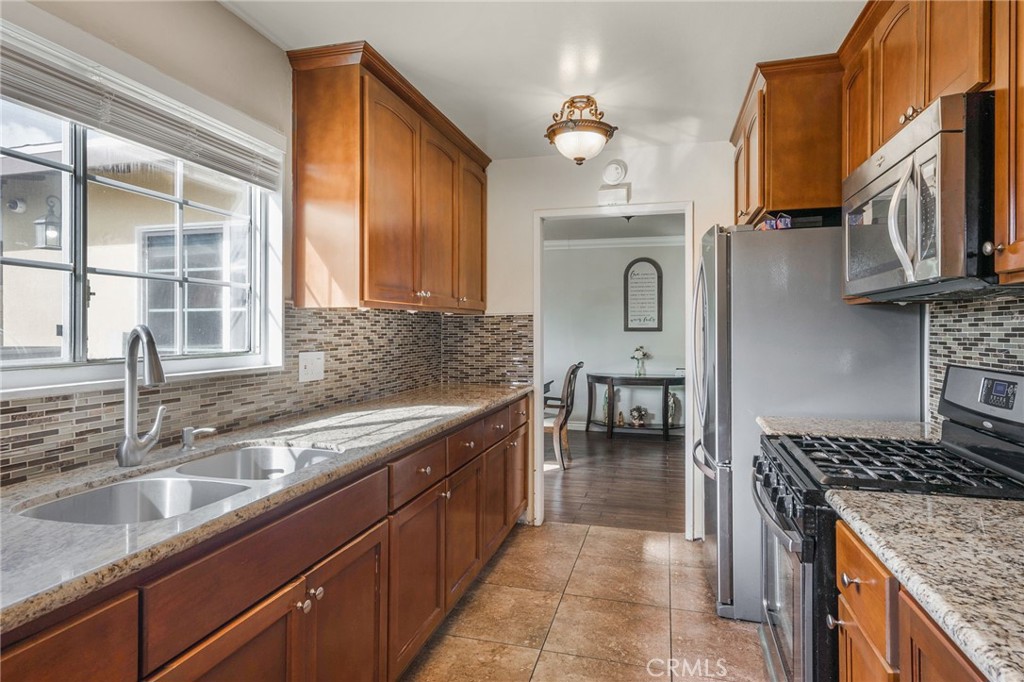 1628 Fieldgate Avenue