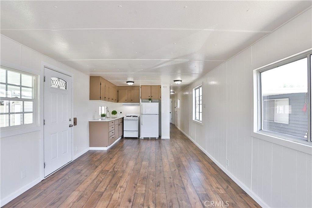 3825 VALLEY Boulevard 41