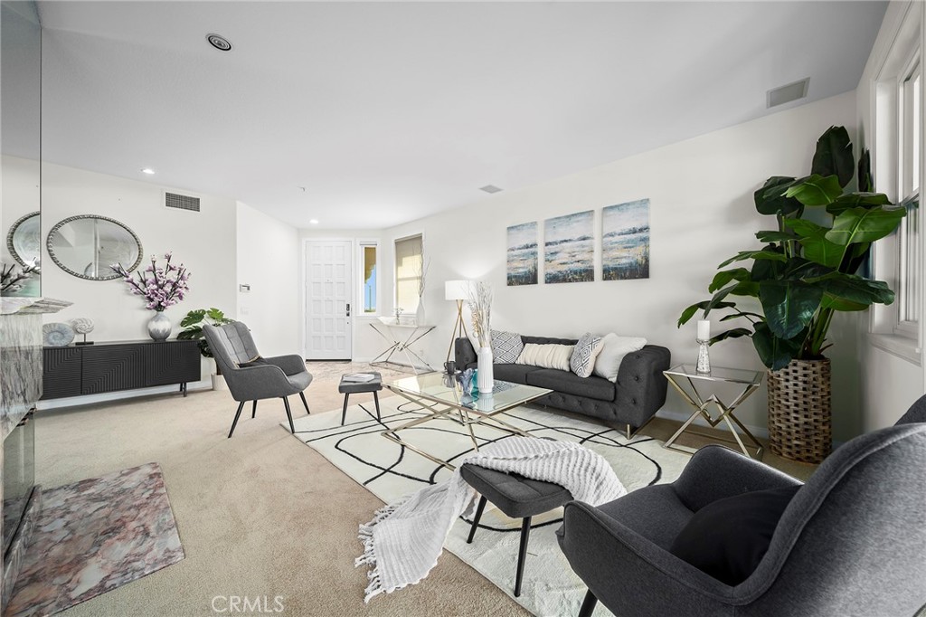 4165 Warner Avenue 201